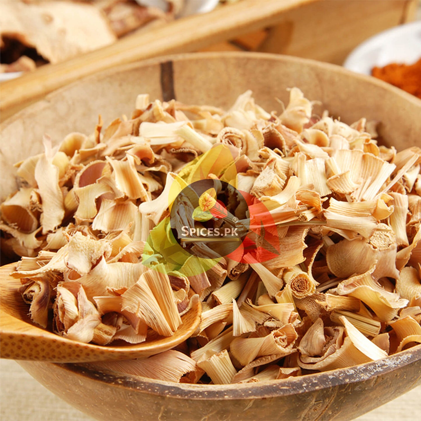 Premium dried Lemon Grass (لیمن گراس) by Spices.pk. Perfect organic leaves for brewing green tea, boosting immunity, and supporting weight loss.